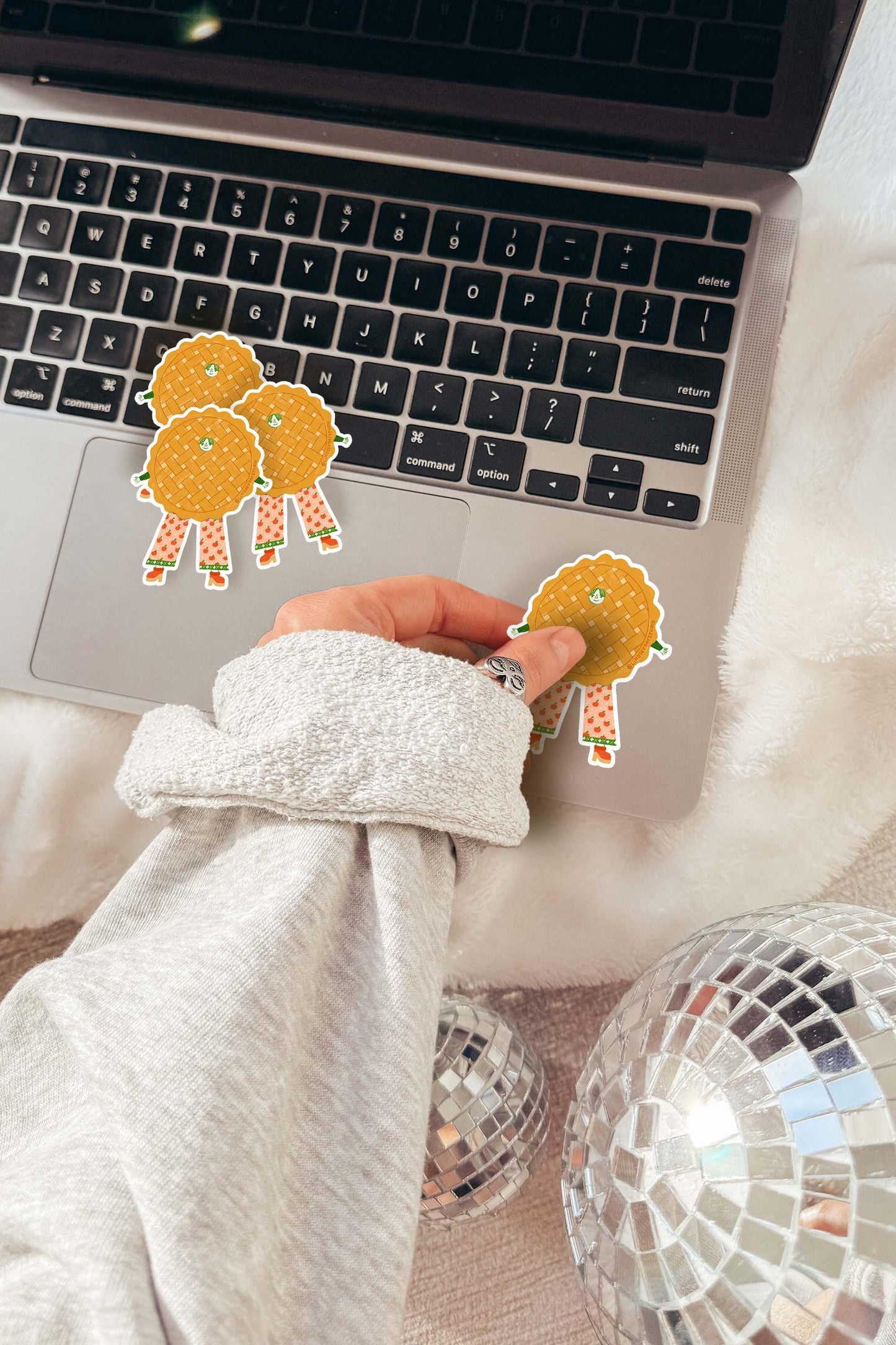 Peggy Apple Pie Sticker, 3 in.